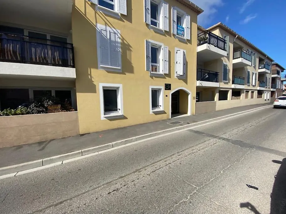 Cogolin Centre 1 Bed Appartment France